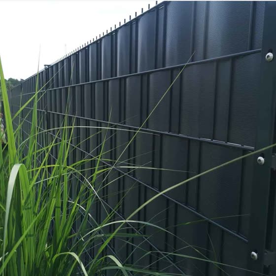 Baustellenfoto aus dem Instagram-Feed: Terrassenbau